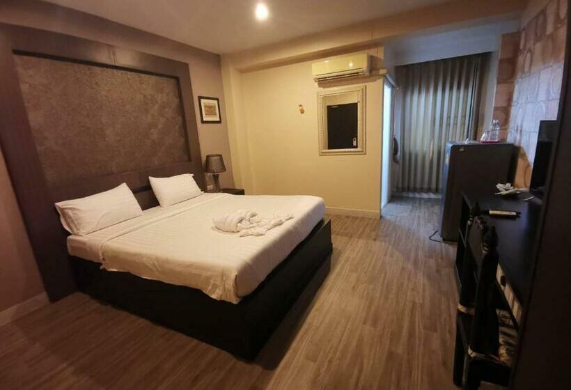 اتاق لوکس, Metro Residence
