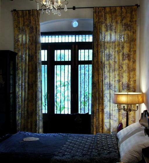 اتاق استاندارد, The Bhuthorn Bed And Breakfast