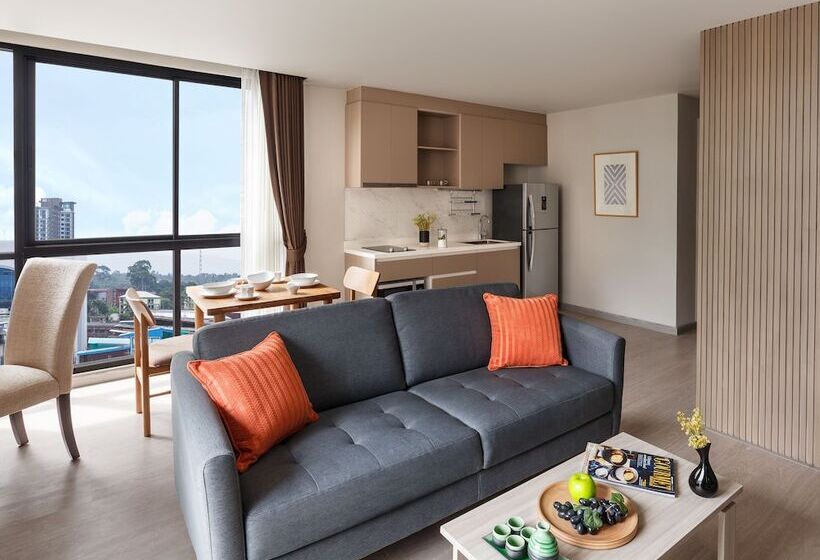 آپارتمان 1 خوابه با بالکن, Madera Residence Sriracha