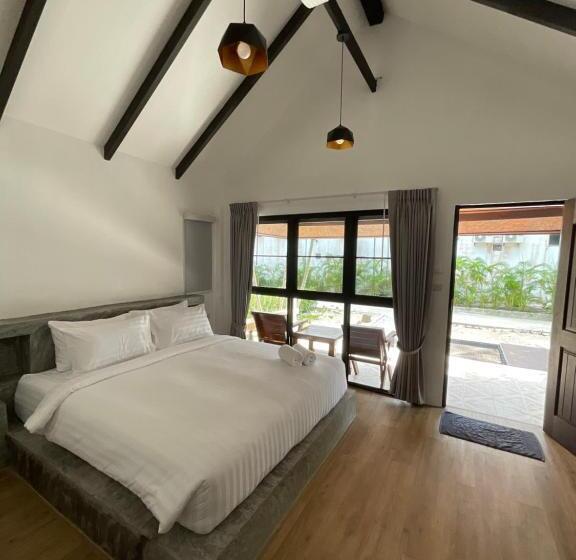 디럭스 스위트, Island Spa Resort