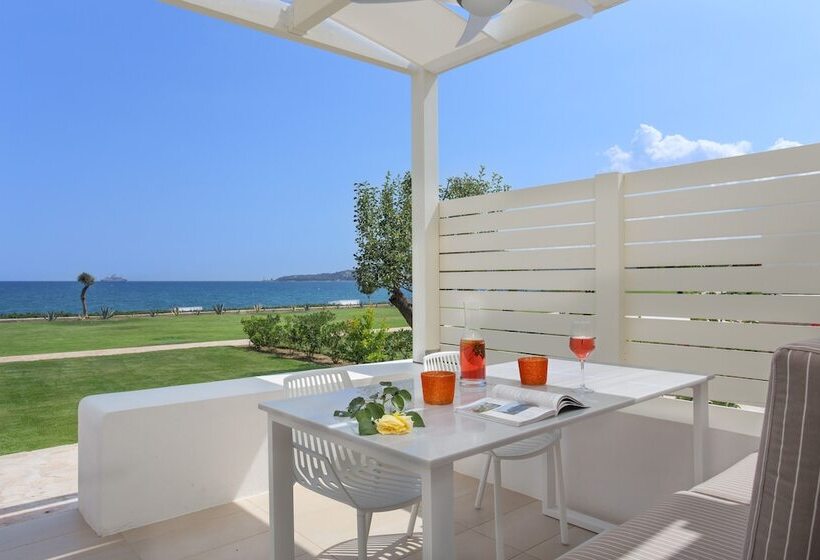 Люкс Вид на Море с Гидромассажем, Mareggio Exclusive Residences & Suites