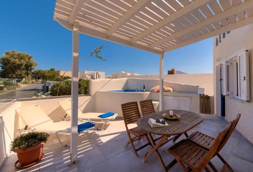 سوئیت با وان آب گرم, Villa Aegeon