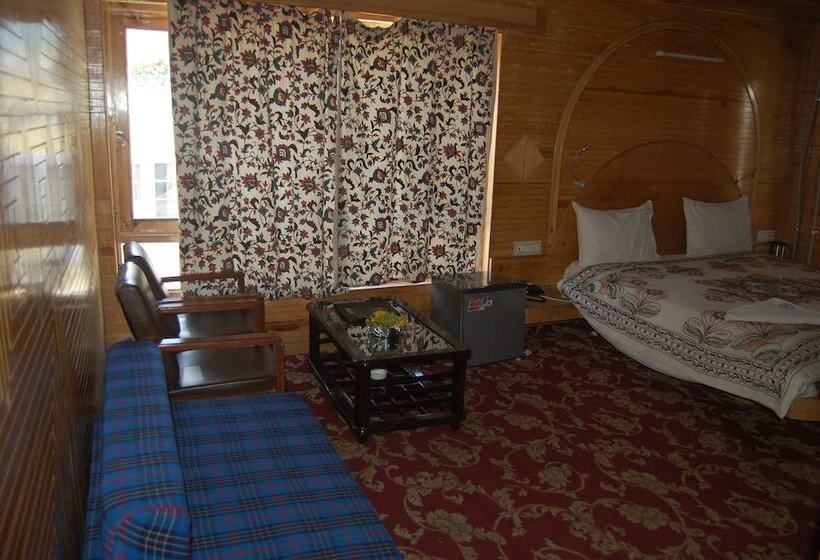 غرفة قياسية, Paradise Inn