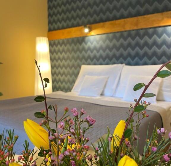 آپارتمان 1 خوابه با چشم‌انداز باغ, Resort Lesní Lázně