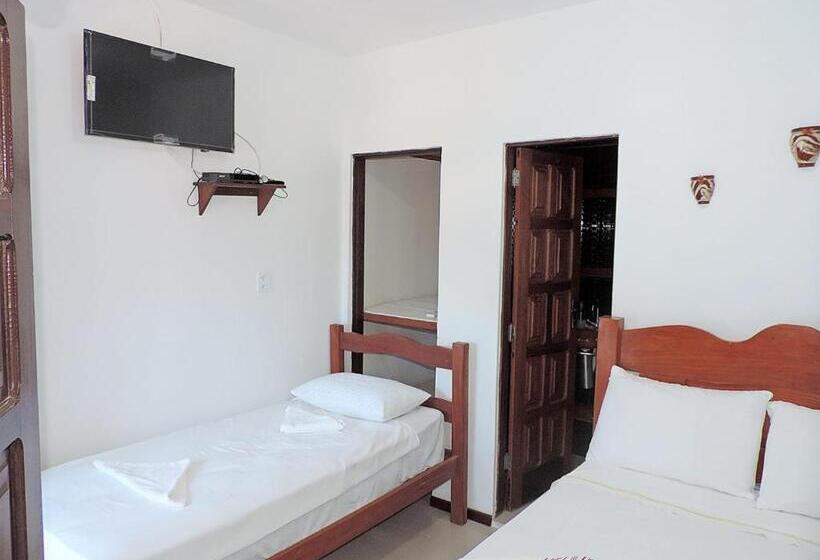 Quarto Triplo Basic, Amendoeira Hotel Da Vila