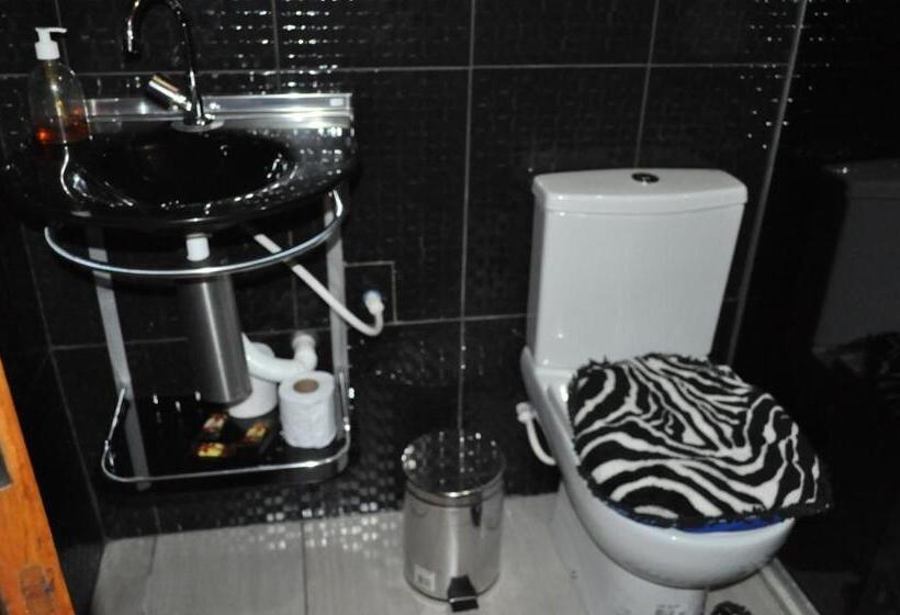 Apartamento 1 Dormitório com Sacada, Amendoeira Hotel Da Vila