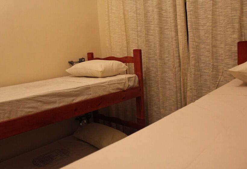 تختخواب در اتاق مشترک, Hostel By Hotel Galicia