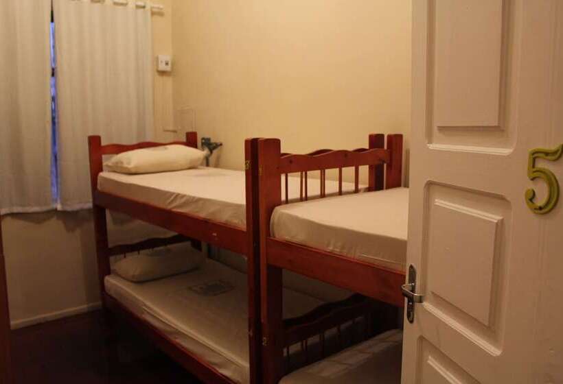 تختخواب در اتاق مشترک, Hostel By Hotel Galicia