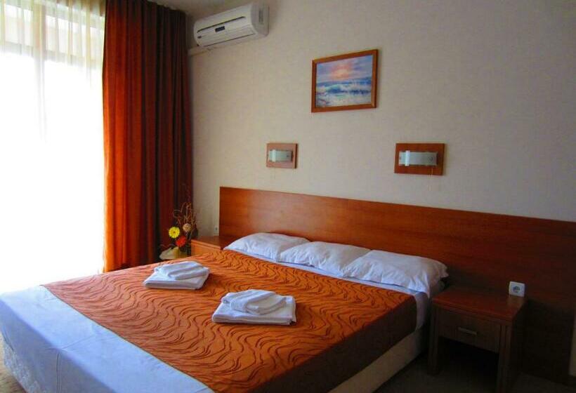 סוויטה, Liani  All Inclusive