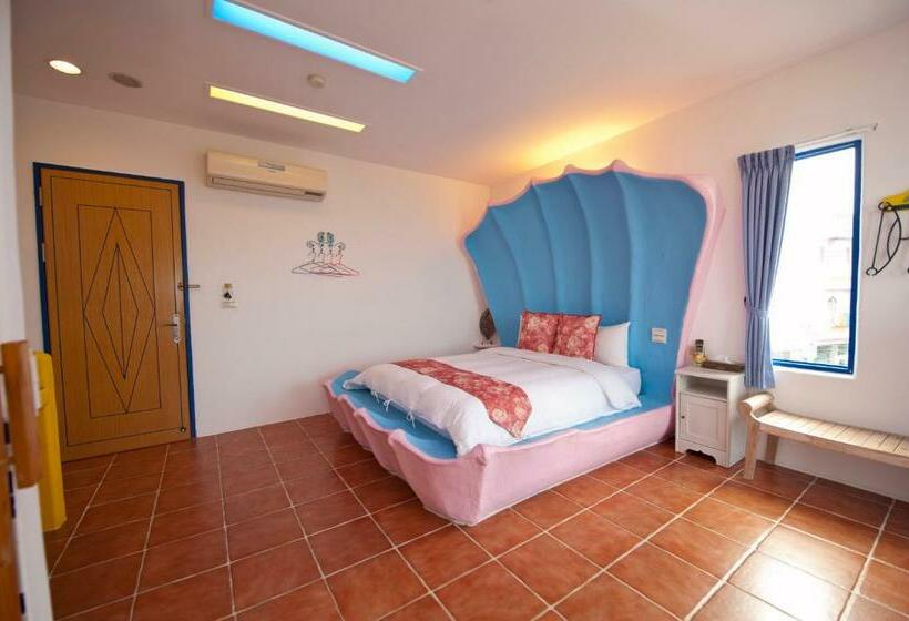 اتاق لوکس با بالکن و چشم‌انداز دریا, Haisu Homestay