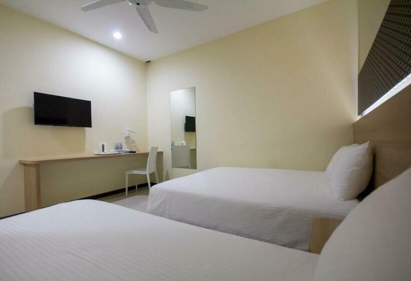 Трехместный Номер Deluxe, 118 Hotel Macalister