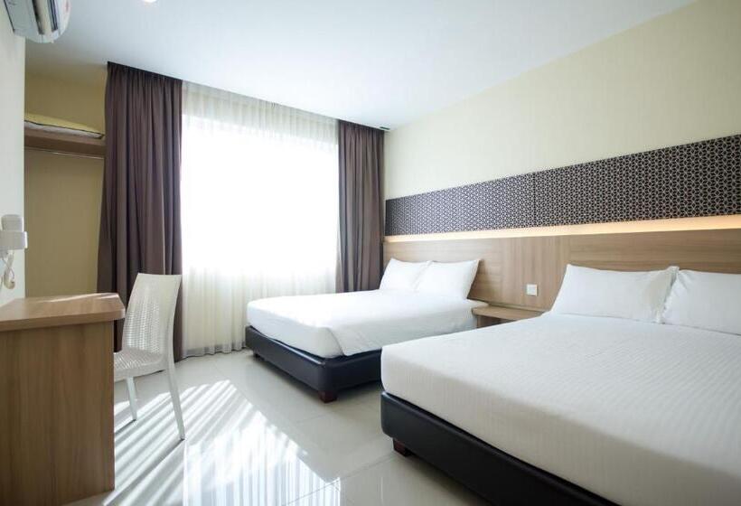 Люкс, 118 Hotel Macalister