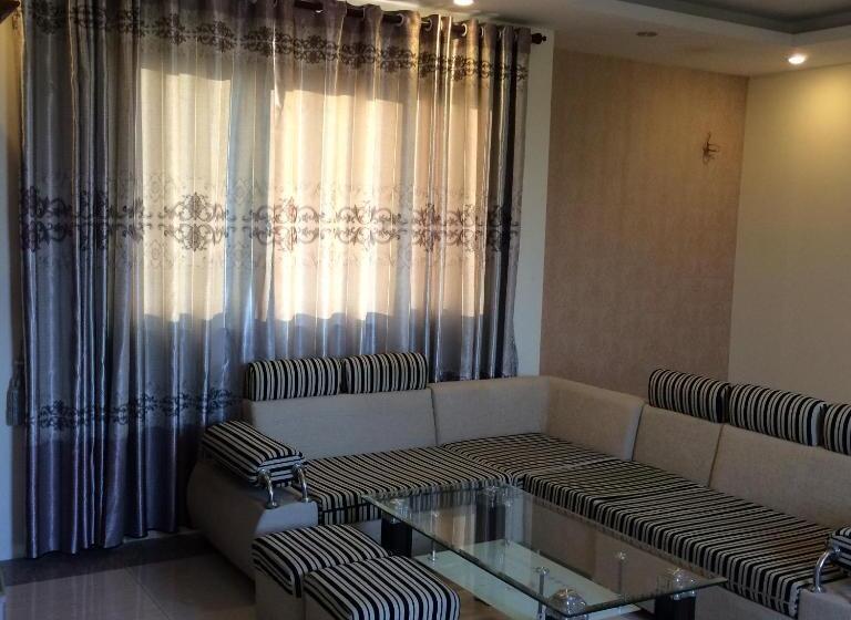 1 Bedroom Penthouse Apartment, Chio