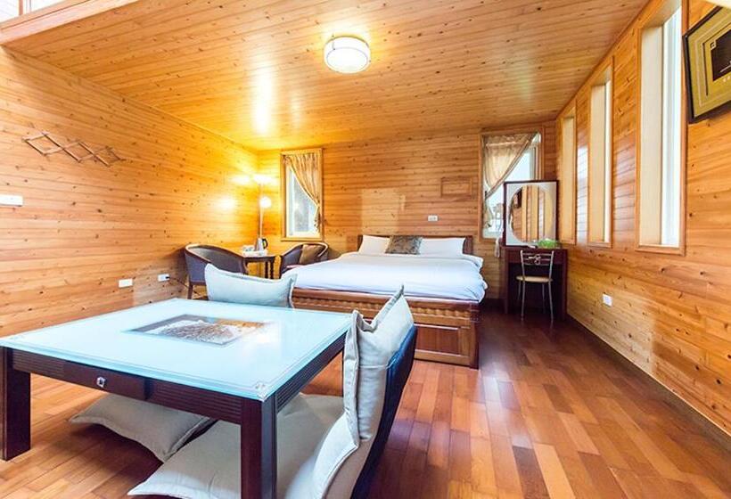 اتاق لوکس چهار تخته, Mandy's House B&b
