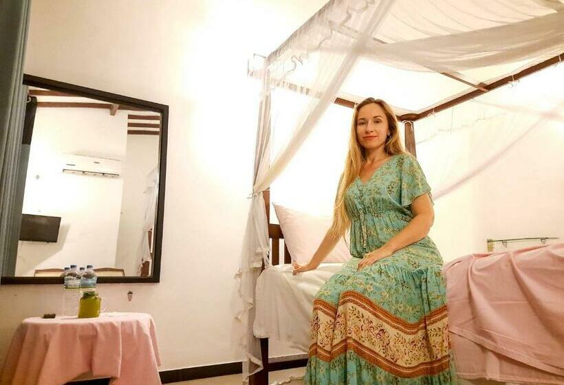 Номер Superior, Unawatuna Guest