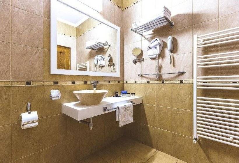 Quarto Superior, Athos R.m.t