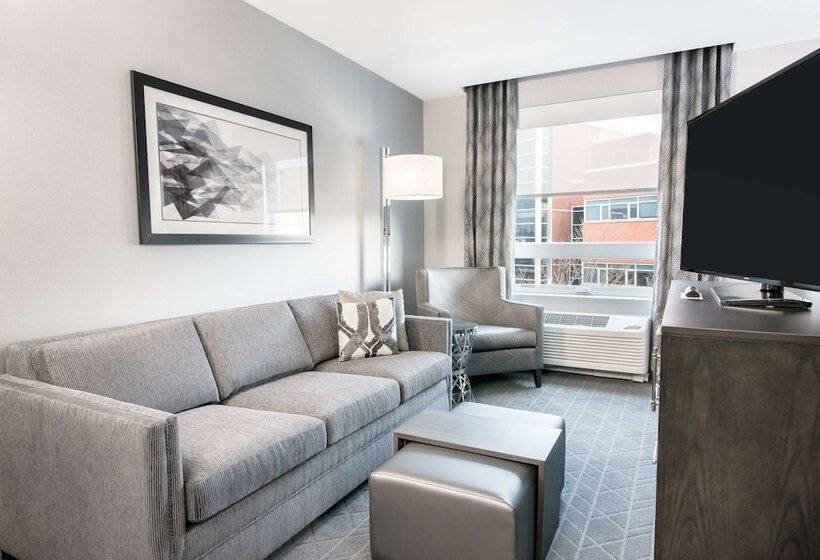 Студия Премиум, Homewood Suites By Hilton Boston Logan Airport Chelsea