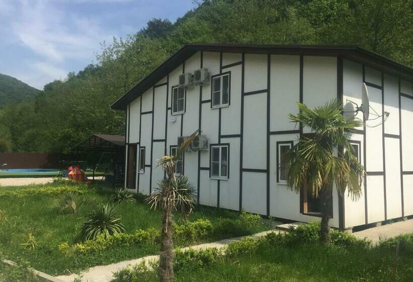 آپارتمان 1 خوابه با تراس, Villa Monte Gagra
