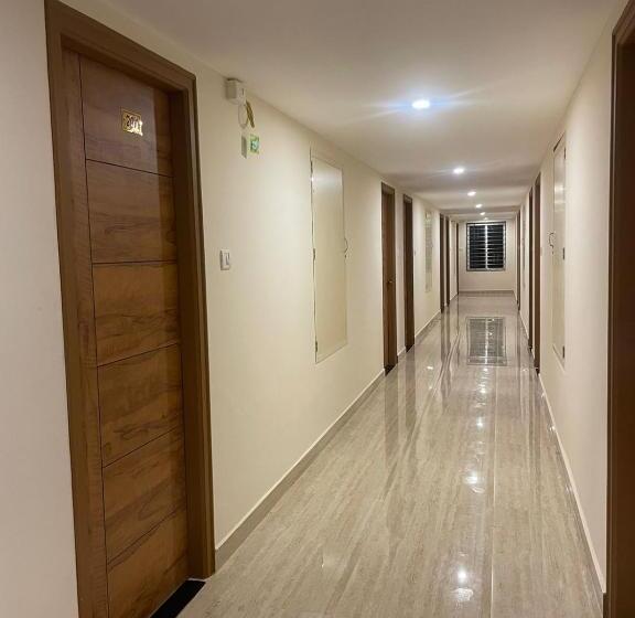 豪华房间, Radhma Residency