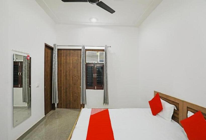 Трехместный Номер Классика, Oyo Flagship Hotel Yuvraj Plaza