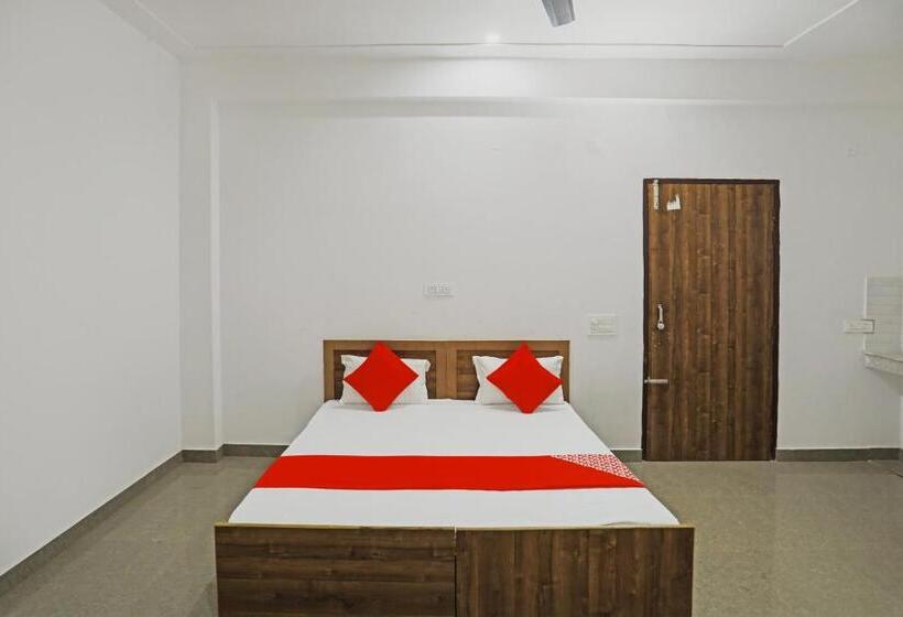 Трехместный Номер Классика, Oyo Flagship Hotel Yuvraj Plaza
