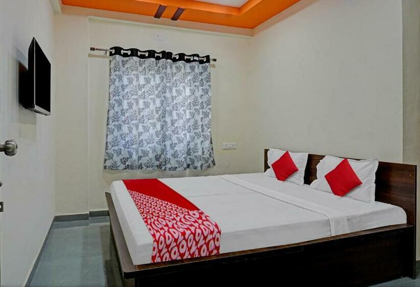 三人经典房间, Oyo Flagship Sai Balaji Lodge