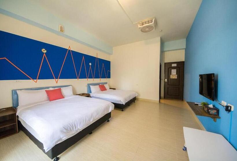 اتاق استاندارد چهارنفره با بالکن, Dropby B&b