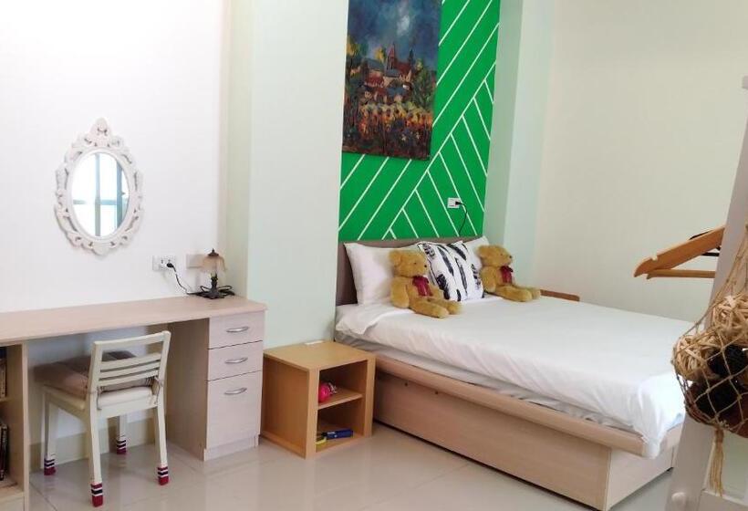 اتاق استاندارد با بالکن, Dropby B&b