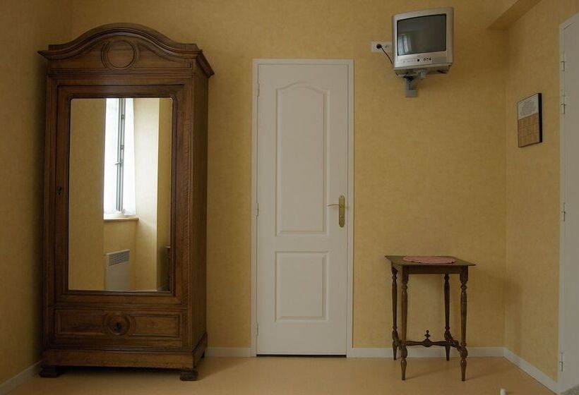 Номер Стандарт, Hôtel Ladagnous