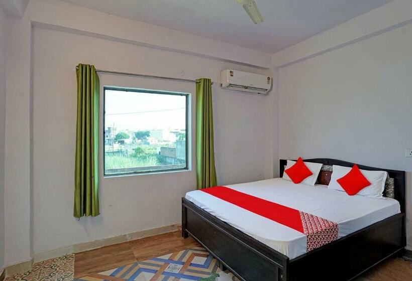 Üç Kişilik Klasik oda, Oyo Flagship Hotel Blue Moon