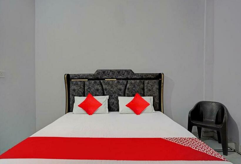 Üç Kişilik Klasik oda, Oyo Flagship Hotel Blue Moon