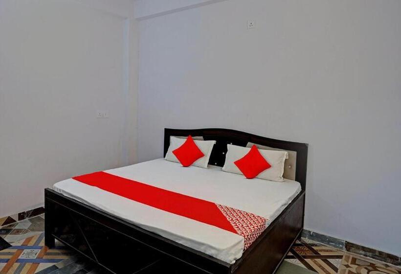 Üç Kişilik Klasik oda, Oyo Flagship Hotel Blue Moon