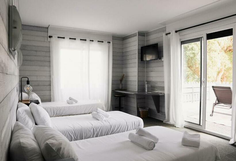 Standard Triple Room with Terrace, L Auberge Du Diu Biban