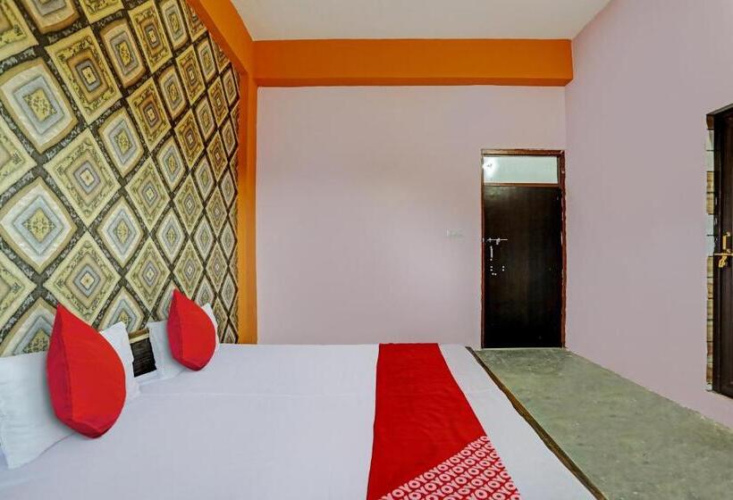 Трехместный Номер Классика, Oyo Flagship 81496 Goldy Palace