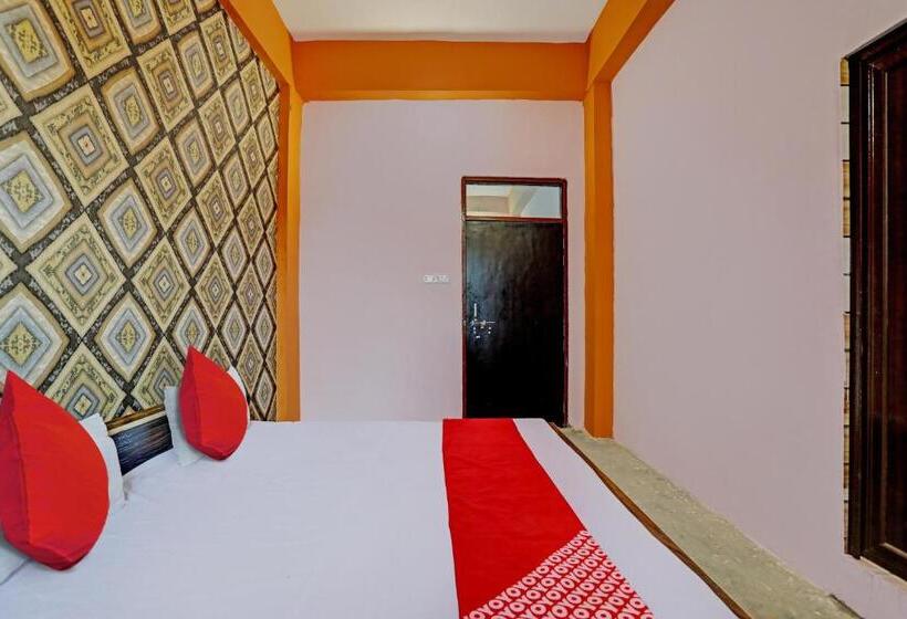 Трехместный Номер Классика, Oyo Flagship 81496 Goldy Palace