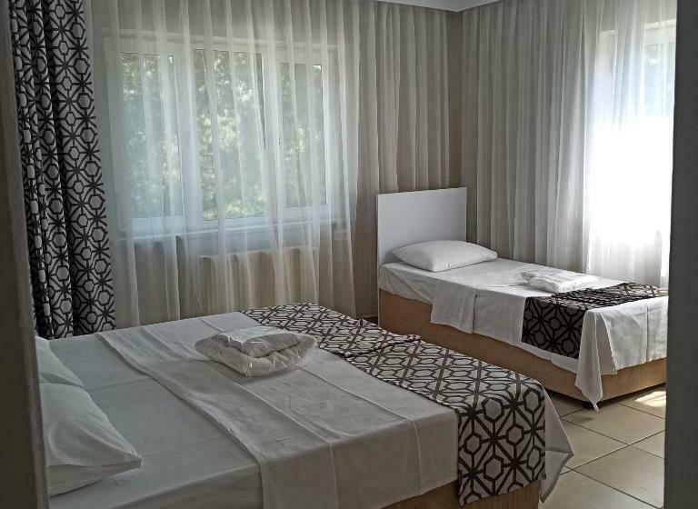 Номер Стандарт Трехместный, Nilhan Otel