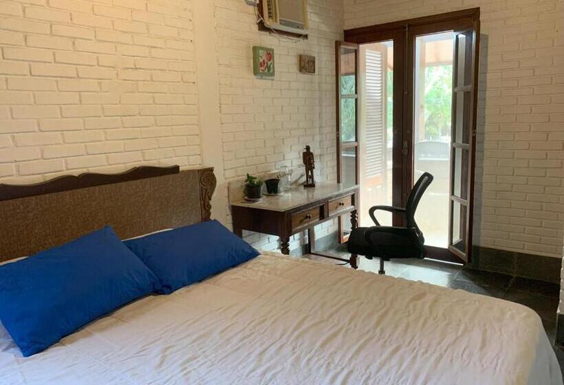 Семейный Номер, Canto Das Toninhas Guest House