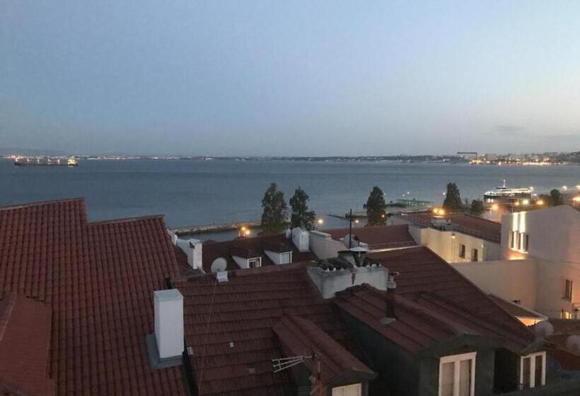 اتاق سوپریور, Alfama Guest House