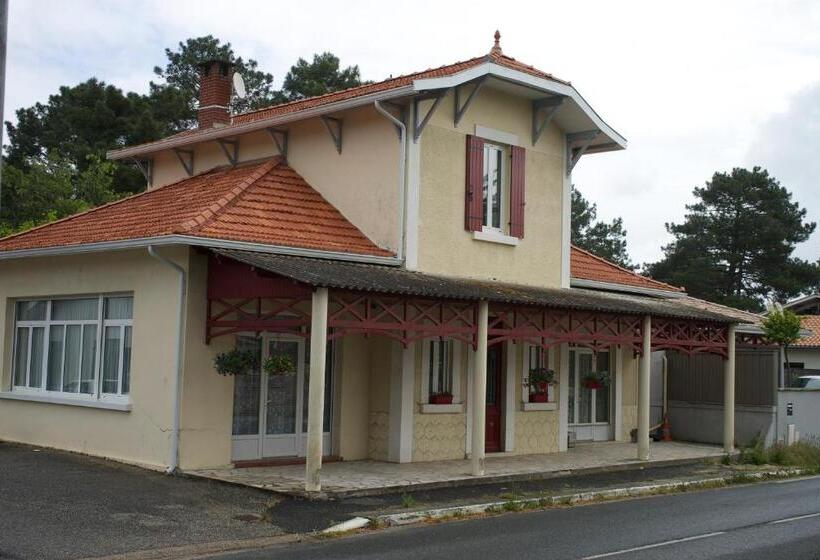 Апартаменты 1 Спальня Нижний Этаж, Chez Augustin