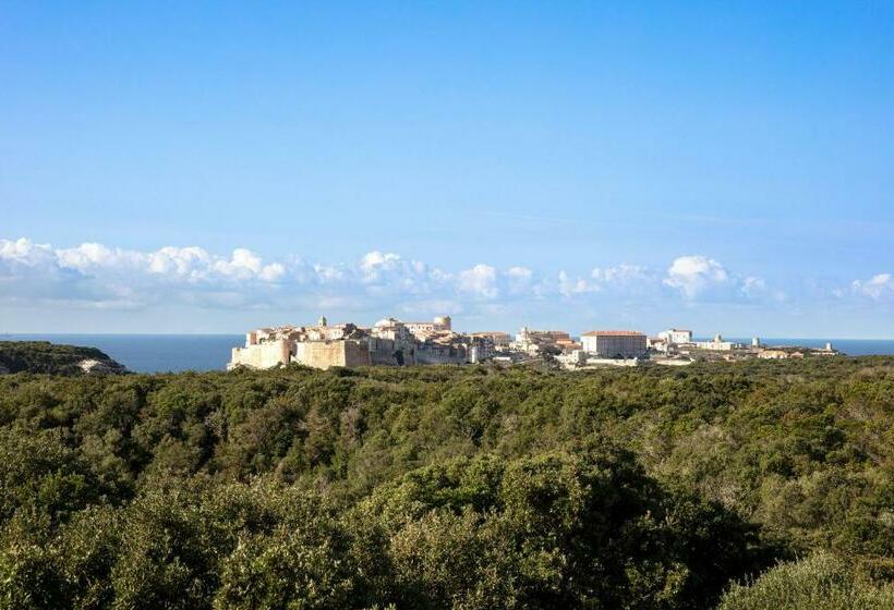 اتاق لوکس با چشم‌انداز, Hôtel & Spa Version Maquis Citadelle