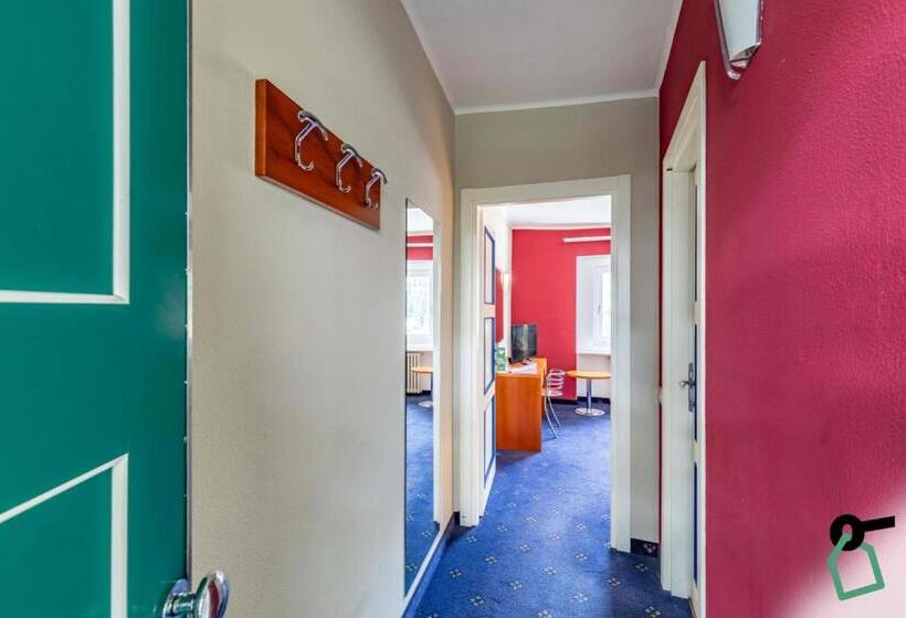 اتاق استاندارد با چشم‌انداز کوهستان, Hotiday Room Collection   Sauze Torre
