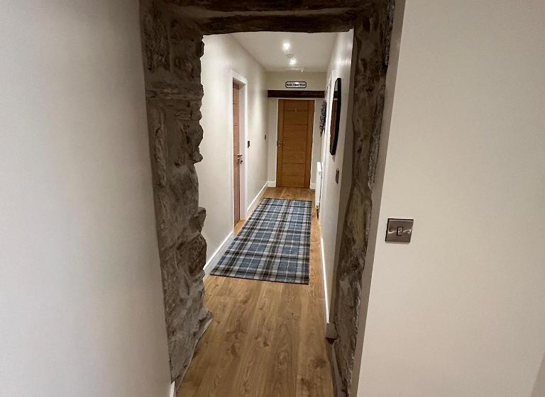Family Suite, Grapes Hotel, Bar & Restaurant Snowdonia Nr Zip World