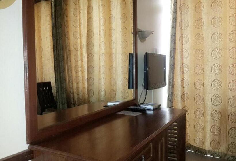 اتاق لوکس, Iris Hotel Dar Es Salaam