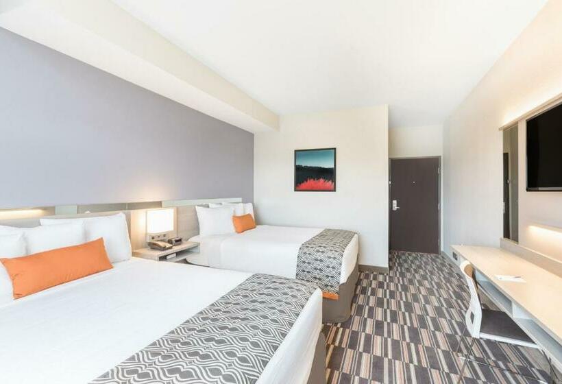 Номер Стандарт, Microtel Inn & Suites By Wyndham Perry