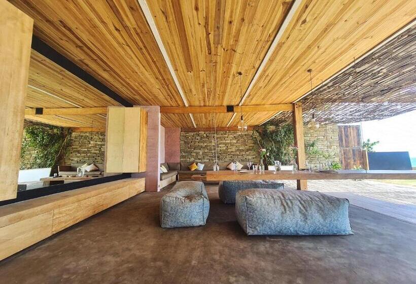 خانه 3 خوابه, Alma Loft