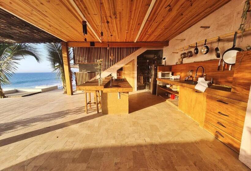 خانه 3 خوابه, Alma Loft