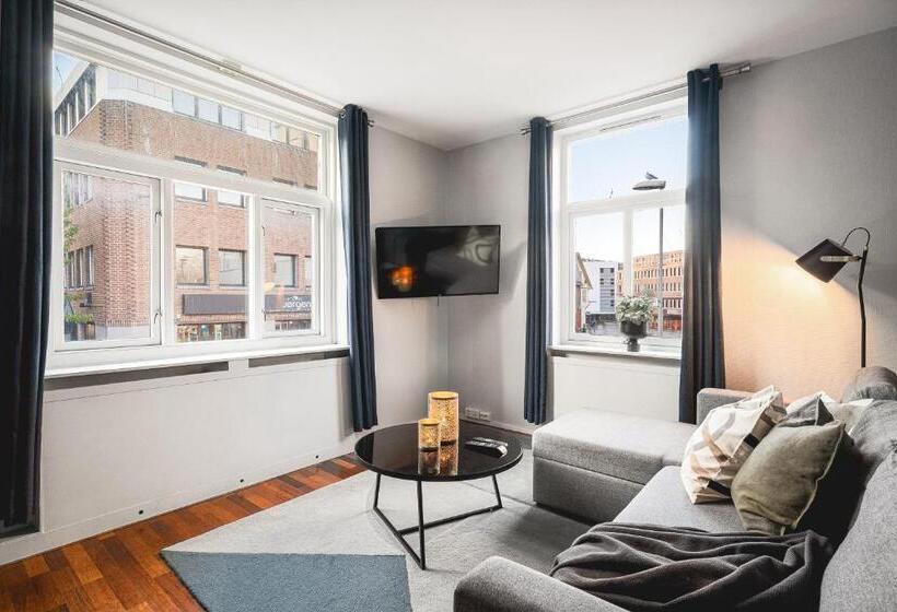 Апартаменты 1 Спальня, Enter Amalie Apartment