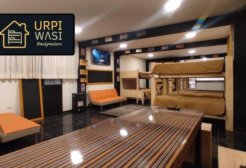 تختخواب در اتاق مشترک, Urpi Wasi Backpackers