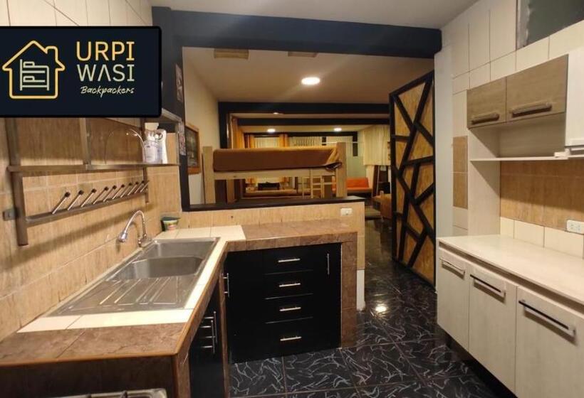 تختخواب در اتاق مشترک, Urpi Wasi Backpackers