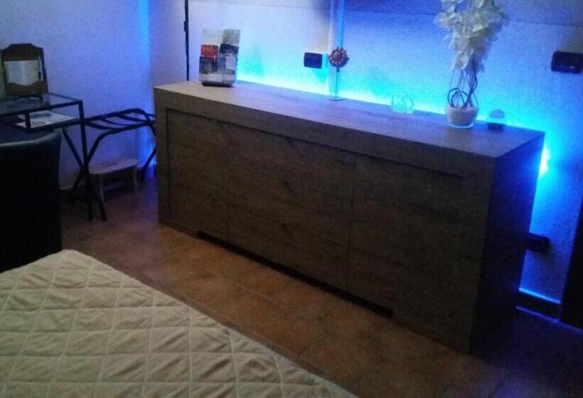اتاق استاندارد با وان آب گرم, Girasole Wellness E Relax